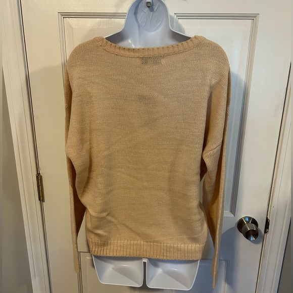 NWT Goldfish Kiss Oversized Sweater - Picture 5 of 11